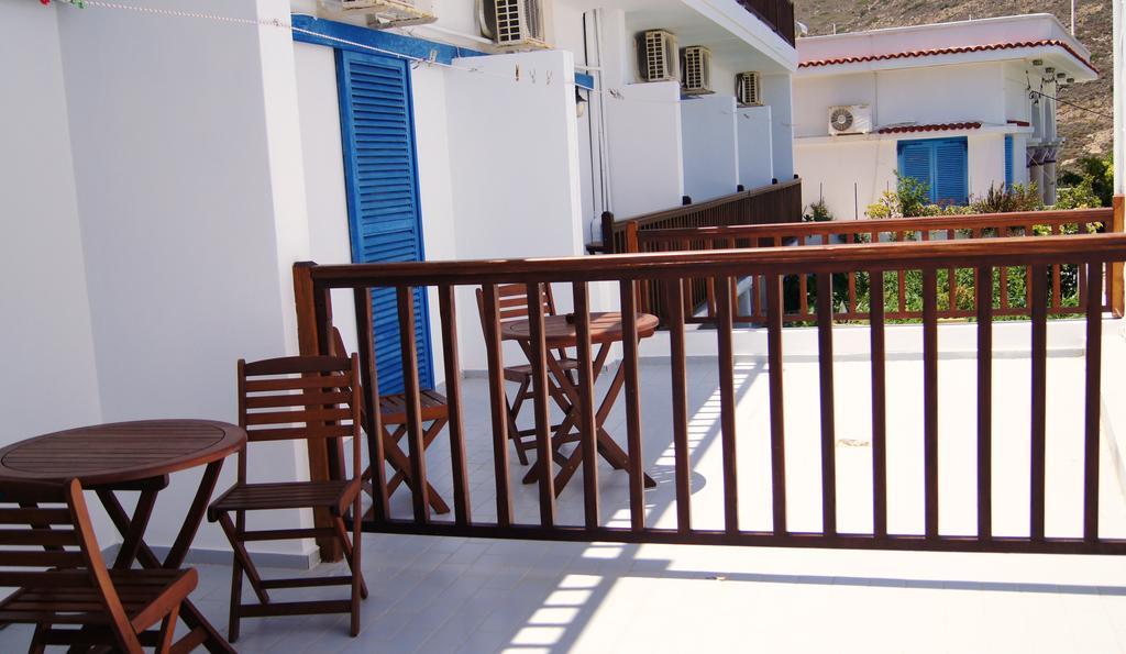 אדאמאס Corali Hotel מראה חיצוני תמונה