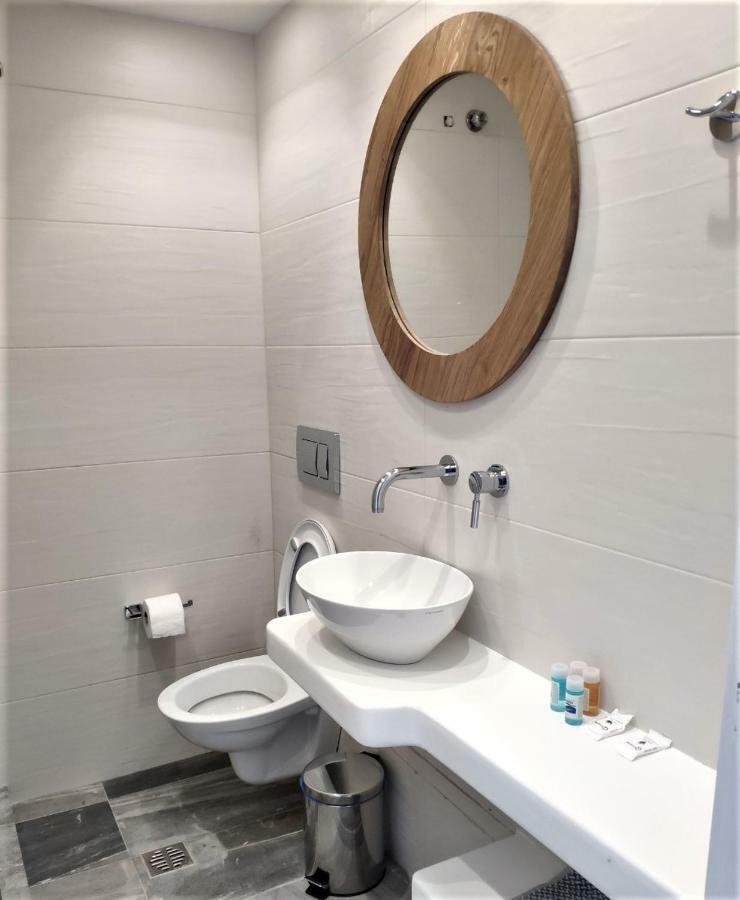 אדאמאס Corali Hotel מראה חיצוני תמונה